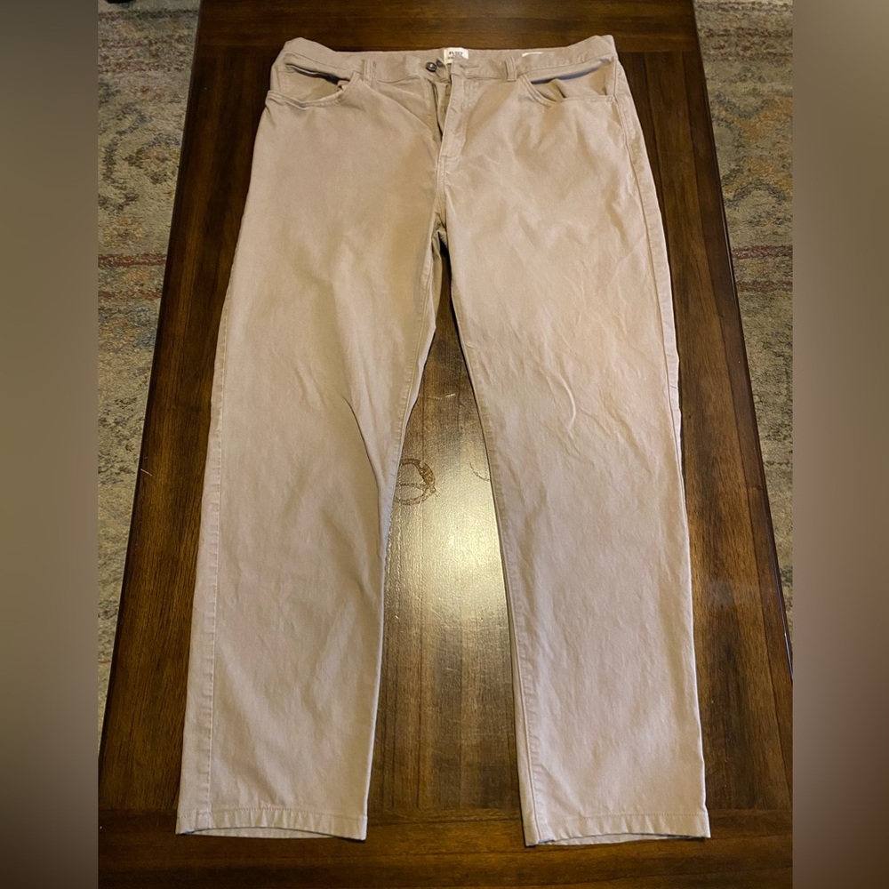 Flint and Tinder 365 khakis tapered fit